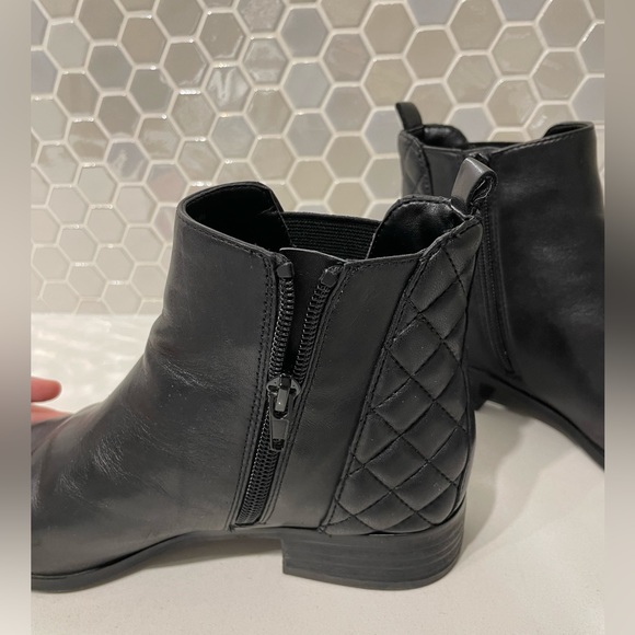 Aldo Black Leather Ankle Boots - Picture 3 of 9